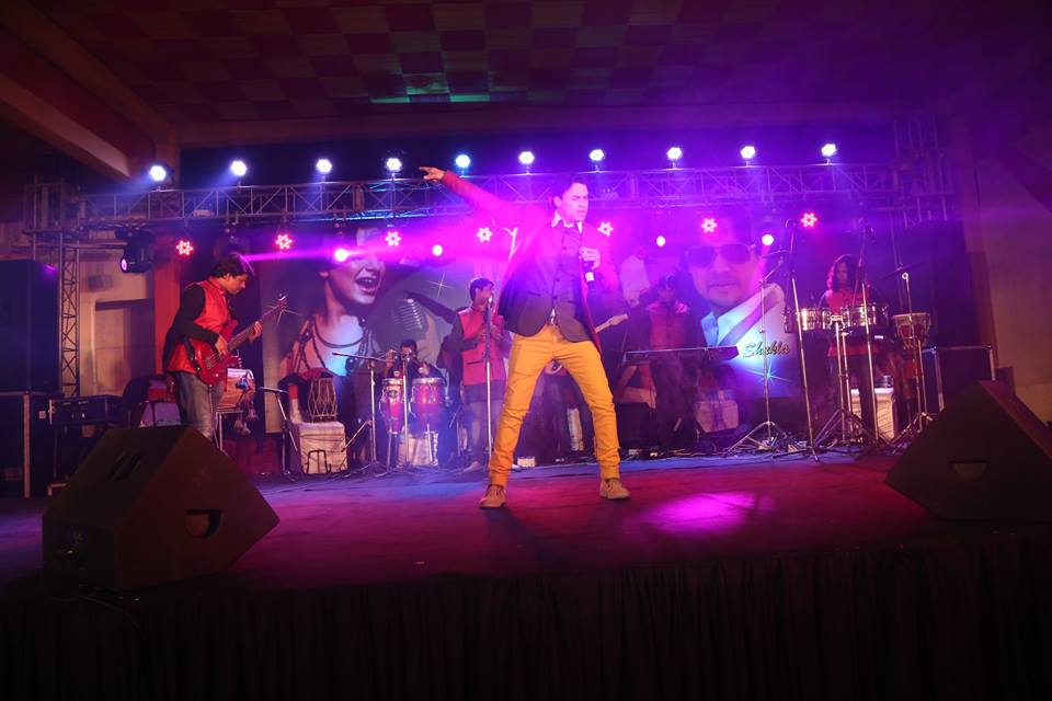 famous male singer Abu Dhabi Uae